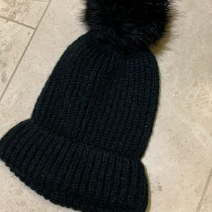 Zara Black Winter Hat